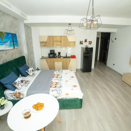 Studio 60 By The Beach Mamaia, Free Parking Casa Del Mar ภายนอก รูปภาพ