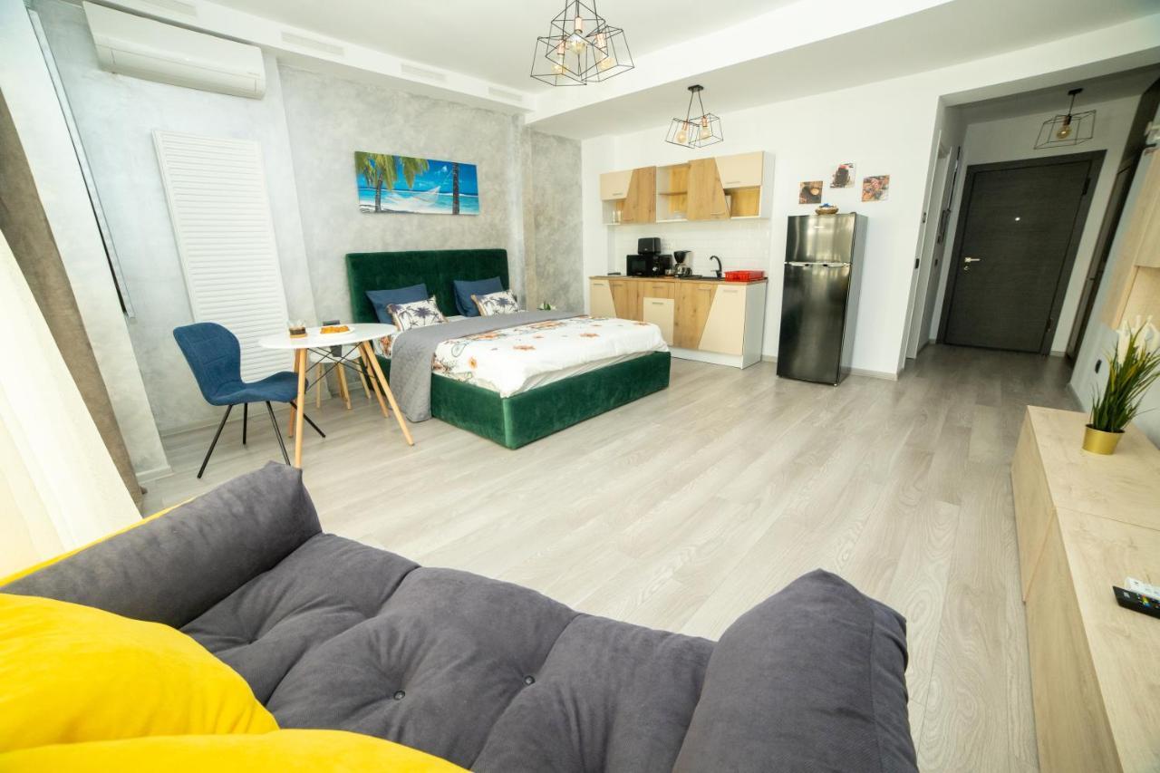 Studio 60 By The Beach Mamaia, Free Parking Casa Del Mar ภายนอก รูปภาพ