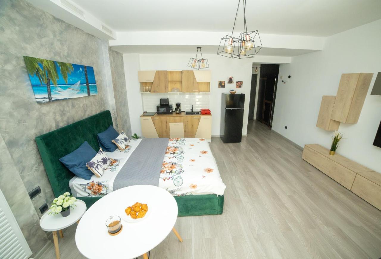 Studio 60 By The Beach Mamaia, Free Parking Casa Del Mar ภายนอก รูปภาพ