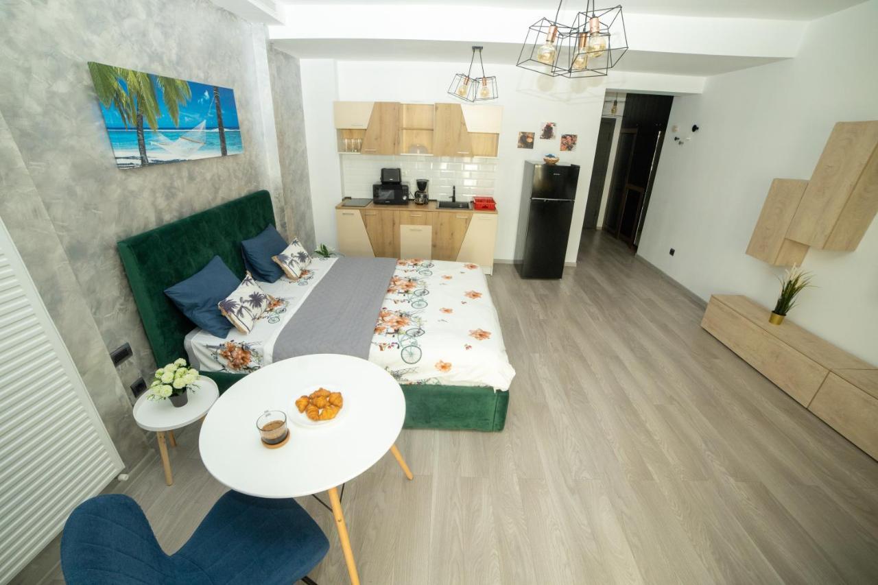 Studio 60 By The Beach Mamaia, Free Parking Casa Del Mar ภายนอก รูปภาพ